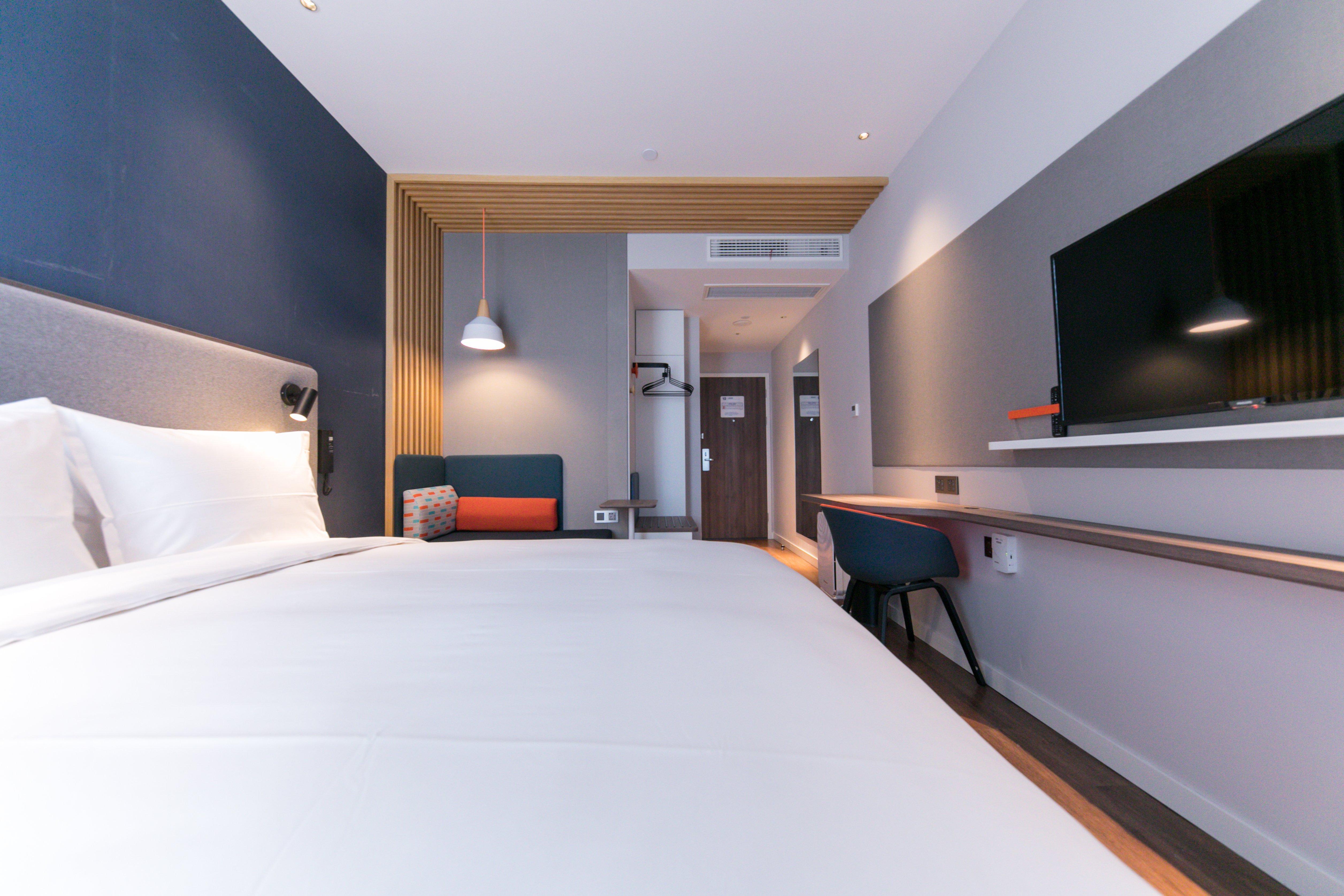 Holiday Inn Express Shanghai Tangzhen By Ihg - 20 Mins To Pvg Airport And Disney Land Hotel 4*